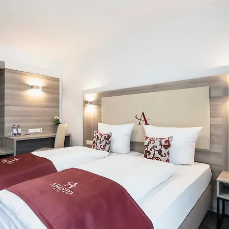 Hotel Abasto Feldmoching 3*